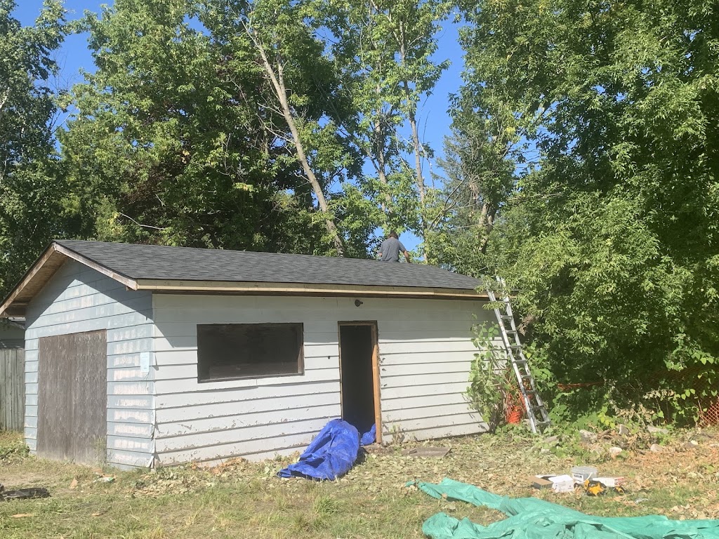 Exquisite roofing | McGuire Rd #12, Penetanguishene, ON L9M 1C9, Canada | Phone: (705) 433-2677