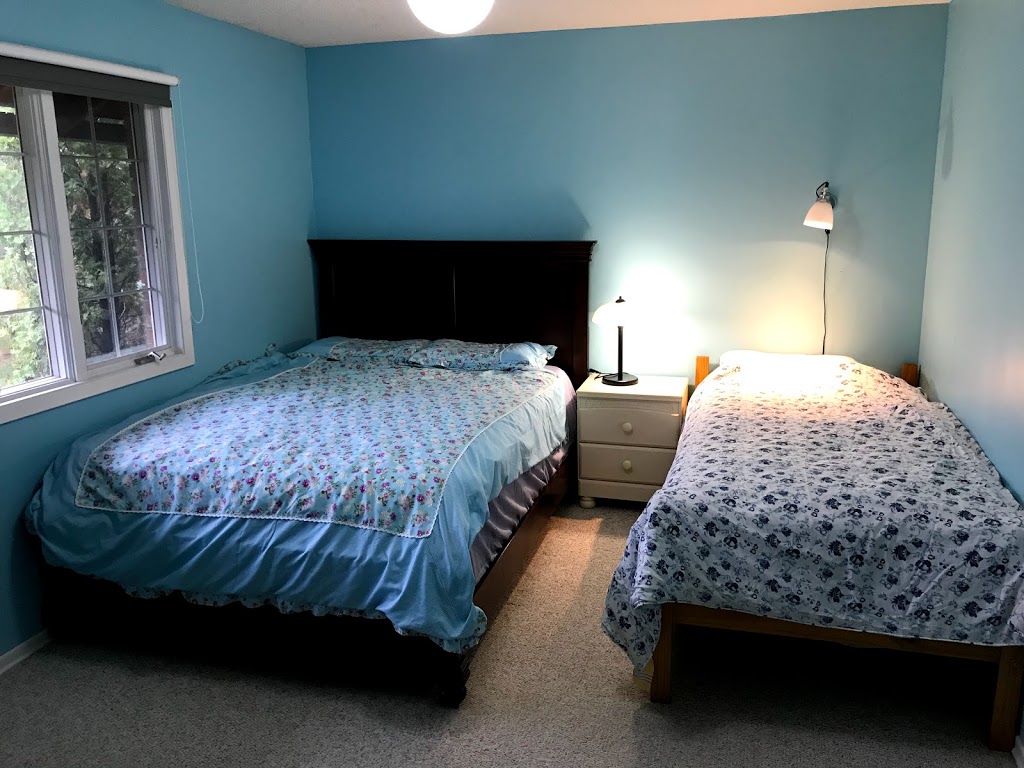 Luxury family hotel | 880 McNiven Ave, Regina, SK S4S 2V2, Canada | Phone: (306) 999-6662
