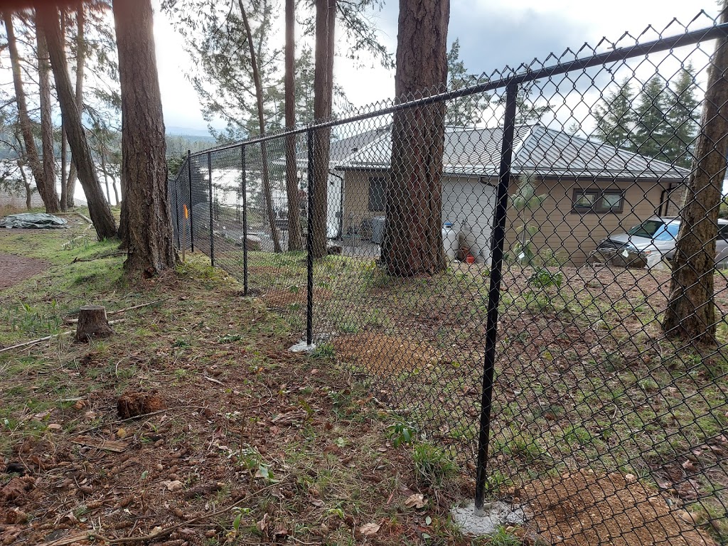 Vancouver Island Fence Company | Nanoose Rd, Nanoose Bay, BC V9P 9E6, Canada | Phone: (250) 741-7624