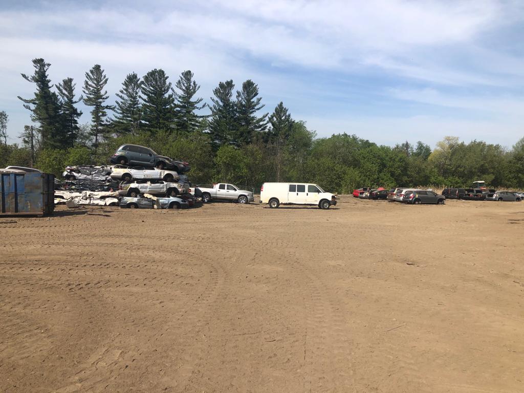 Towing and Scrap Car Removal Vaughan | 19 Asner Ave, Maple, ON L5A 0W6, Canada | Phone: (647) 957-8305