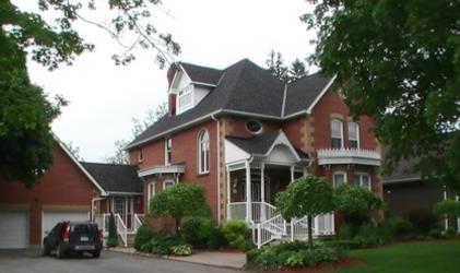 Goldberg Roofing | 443 Bloor St E, Oshawa, ON L1H 3M9, Canada | Phone: (289) 927-2684
