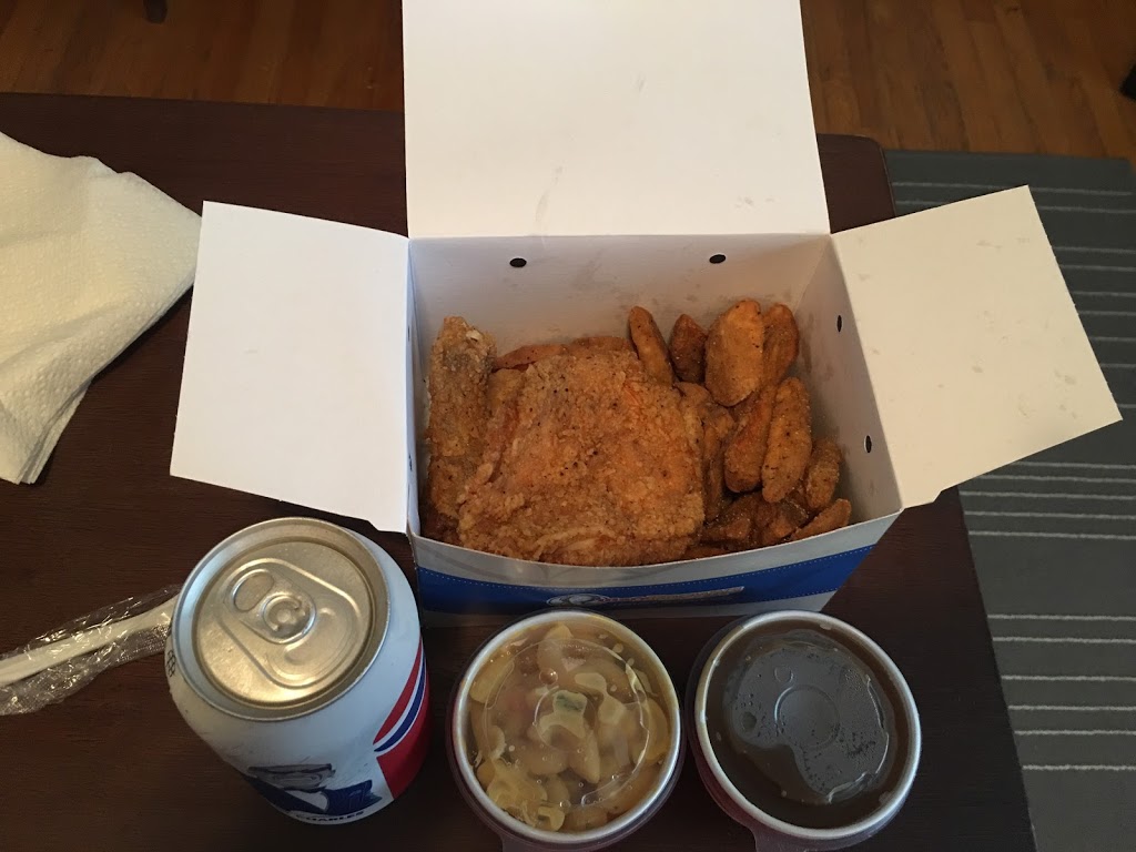 Mary Browns | Terrace Plaza, 5822 Terrace Rd NW, Edmonton, AB T6A 3Y8, Canada | Phone: (780) 757-1166
