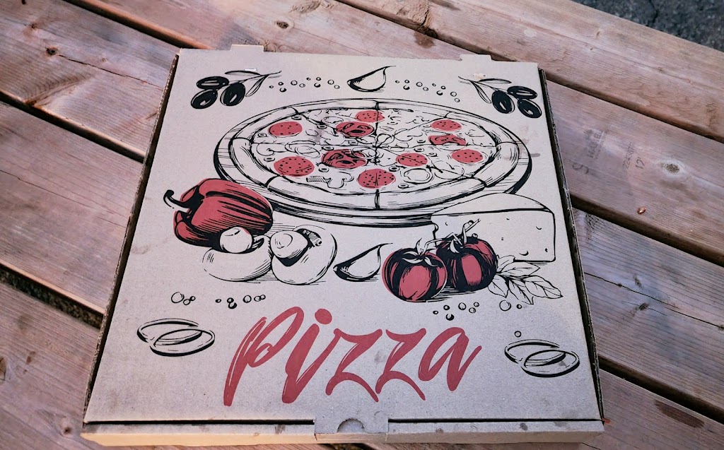 Pizzeria Casa Rita | 550 Bd Beaconsfield, Beaconsfield, QC H9W 4E2, Canada | Phone: (514) 697-3722