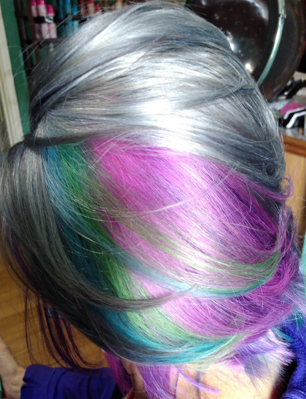 Studio 43 Salon and Spa Muskoka | 43 Douglas Dr, Bracebridge, ON P1L 1W9, Canada | Phone: (705) 787-8572