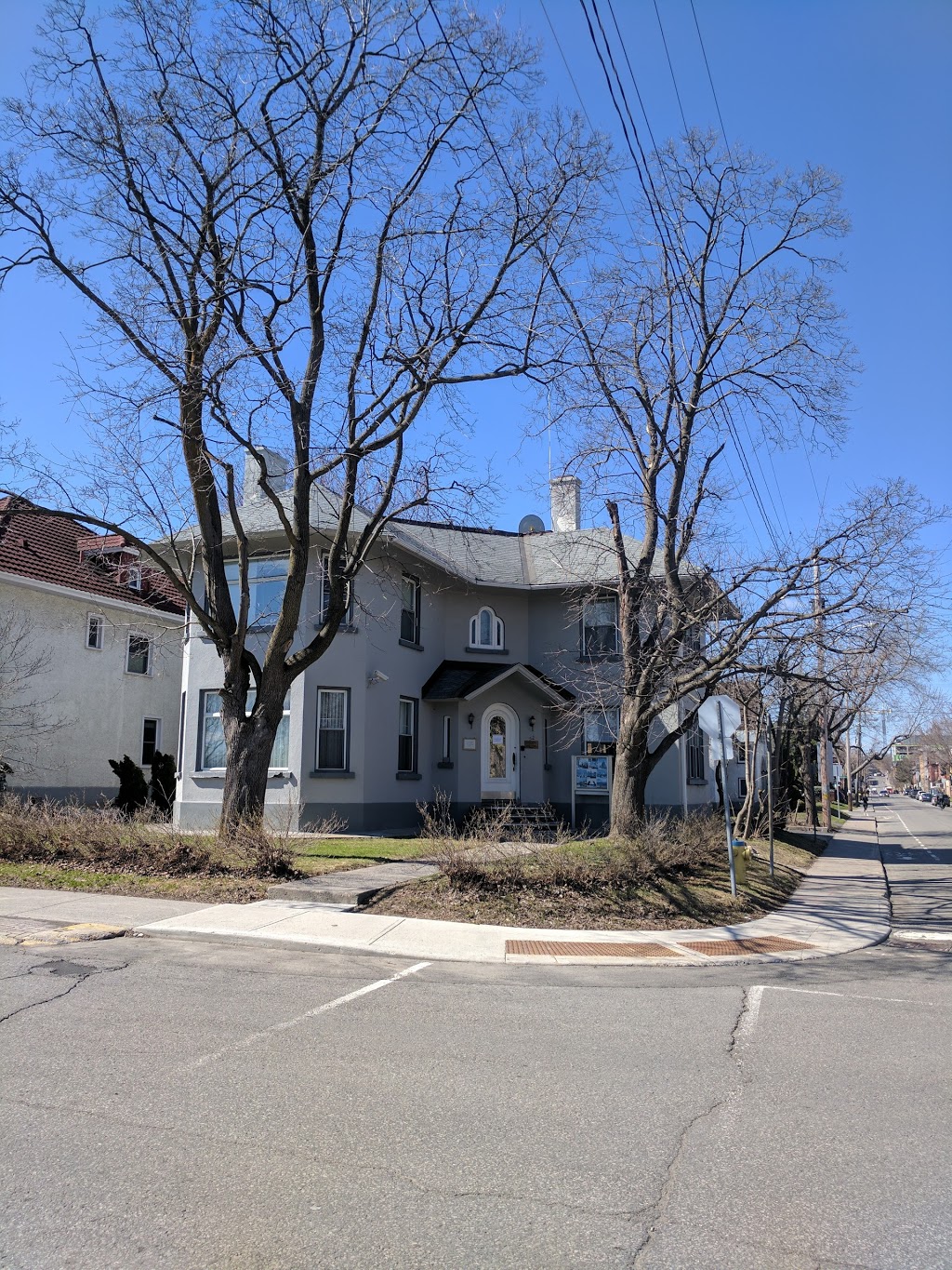 Consulate of Russia | 52 Range Rd, Ottawa, ON K1N 8J5, Canada | Phone: (613) 236-7220
