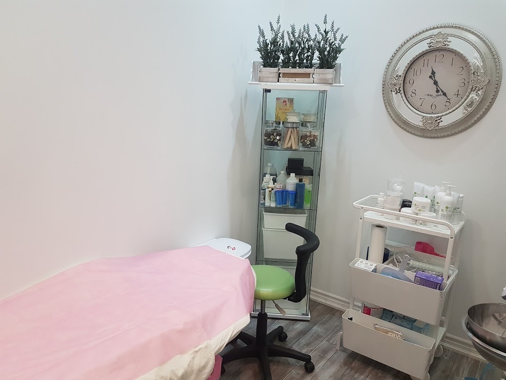Alforat Cosmetic Center | 2395 Cawthra Rd, Mississauga, ON L5A 2W8, Canada | Phone: (905) 203-1051