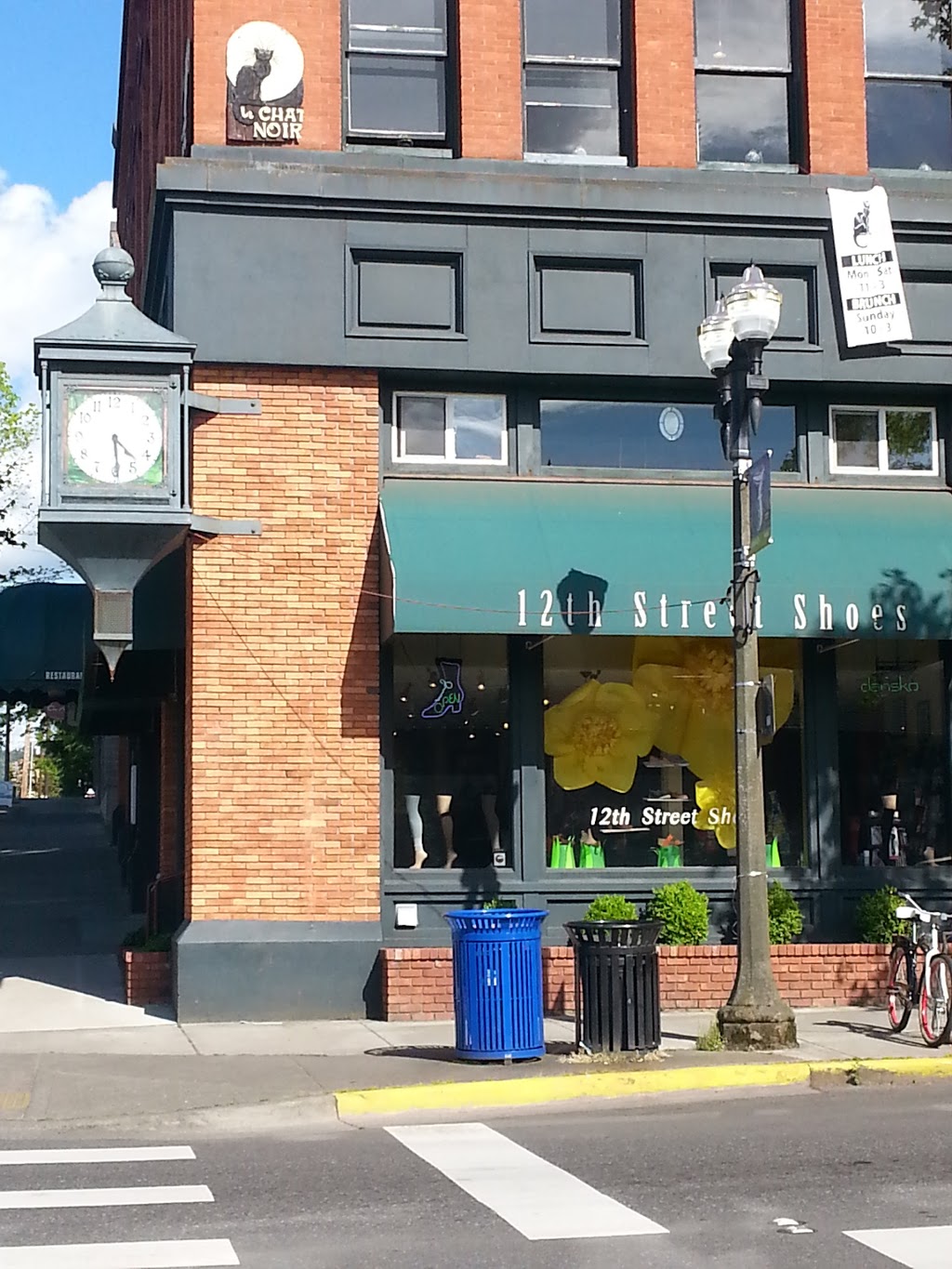 12th Street Shoes | 1204 Harris Ave, Bellingham, WA 98225, USA | Phone: (360) 733-2066