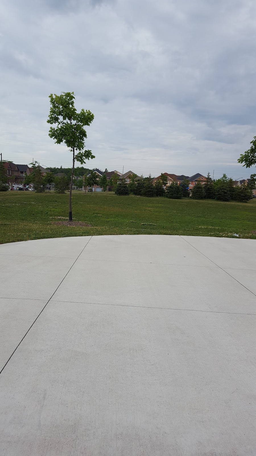 McCracken Community Park | 5510 0N5 Velda Rd, Mississauga, ON L5M 0N4, Canada