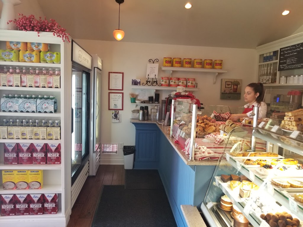 delish caters | 677 St Patrick St, Victoria, BC V8S 4X3, Canada | Phone: (250) 598-5614