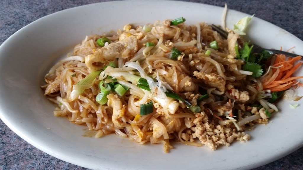 Chada Thai | 825 Peace Portal Dr, Blaine, WA 98230, USA | Phone: (360) 332-3267