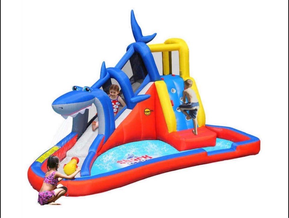 Location Pishimuss : Jeux gonflables | 112 Rue Mahikan, Mashteuiatsh, QC G0W 2H0, Canada | Phone: (418) 618-5784