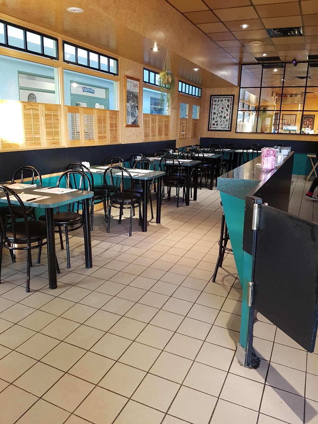 Pizzeria Fratelli | 725 Rue Principale, Granby, QC J2G 2Y6, Canada | Phone: (450) 375-7355
