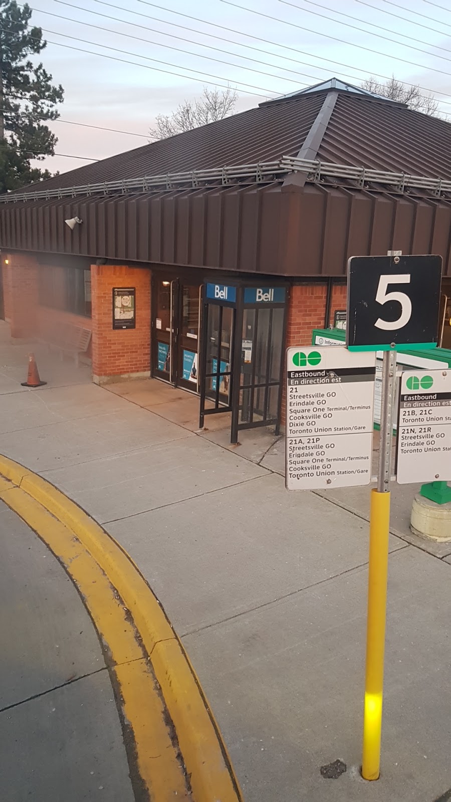 Meadowvale GO | 6845 Millcreek Dr, Mississauga, ON L5N 5M4, Canada | Phone: (416) 869-3200
