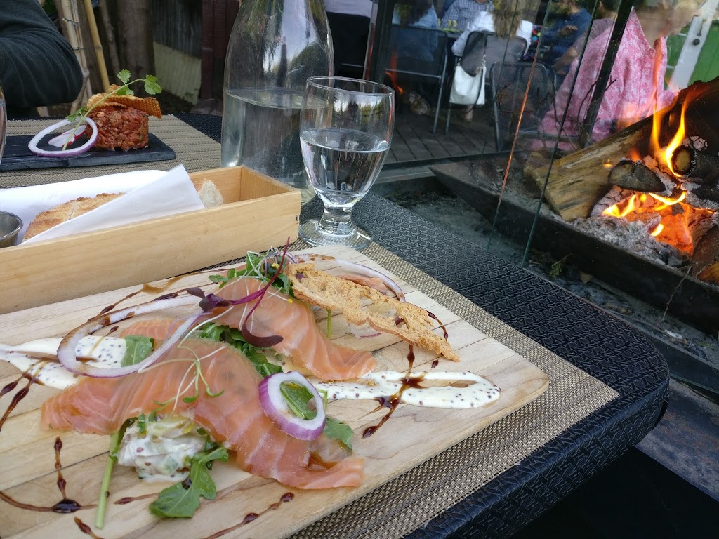 Aux portes du soleil | 29 Rue de la Lumière, Baie-Saint-Paul, QC G3Z 1Y7, Canada | Phone: (418) 435-3540