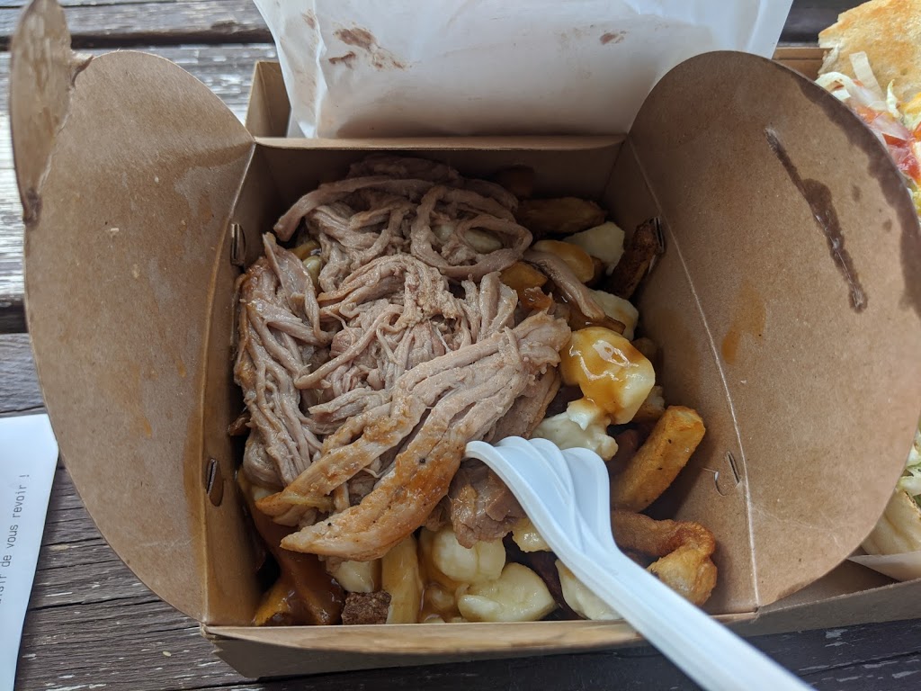 Le Rond Point - Casse Croute | 96 Rue Leclerc, Baie-Saint-Paul, QC G3Z 2L2, Canada | Phone: (418) 760-8706