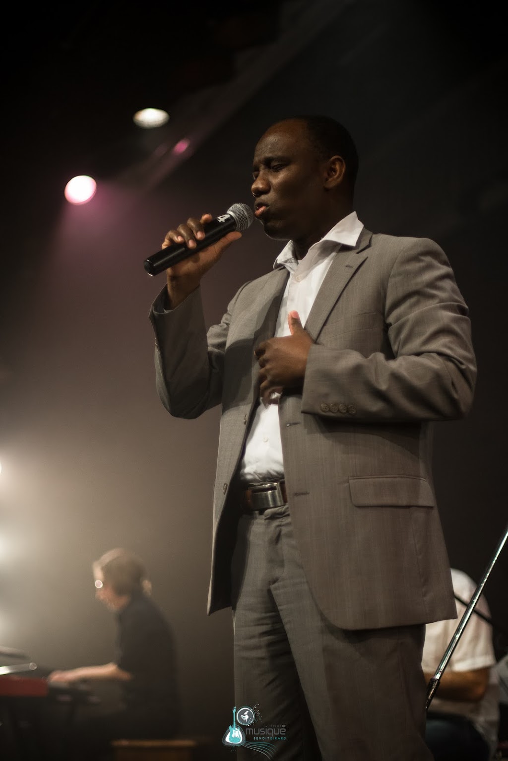 Le Studio École de musique | 169 Bd Sainte-Rose, Laval, QC H7L 1L2, Canada | Phone: (514) 677-7713
