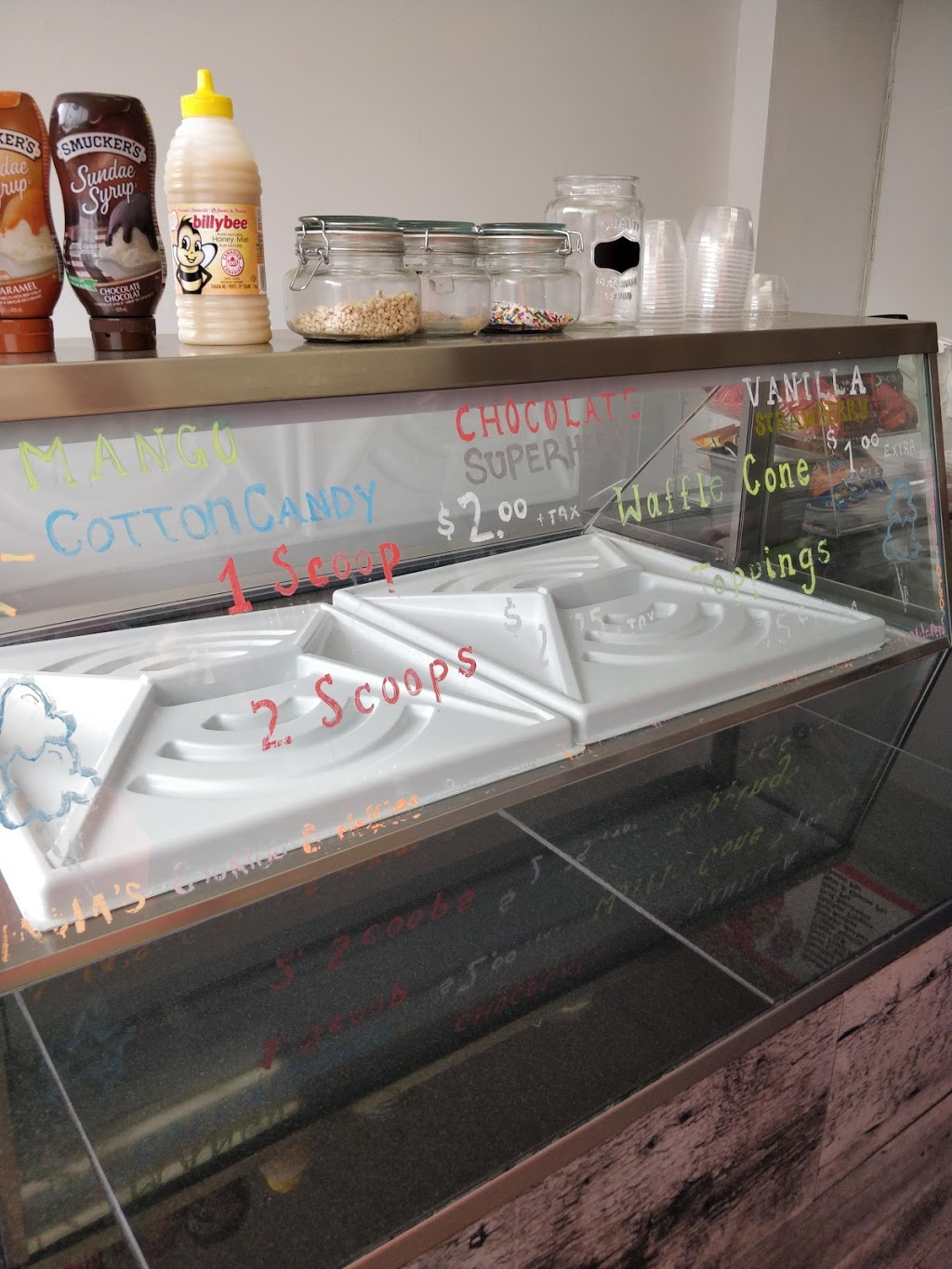 Sugar & Slice | 107 Mann Ave, Ottawa, ON K1N 5A4, Canada | Phone: (613) 237-9229