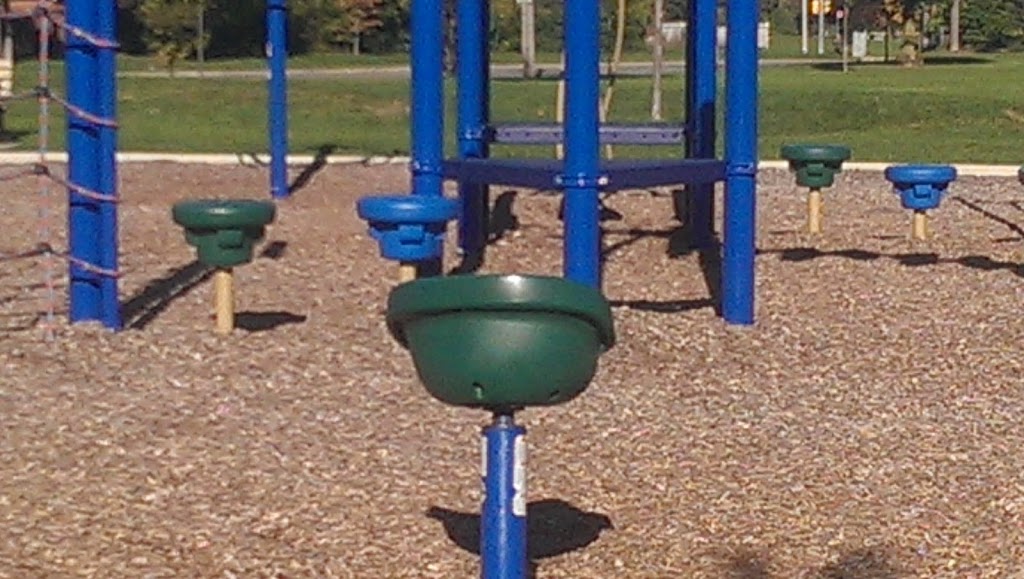 Stonehouse Park | 671 Martin Grove Rd, Etobicoke, ON M9R 4B7, Canada | Phone: (416) 338-4386