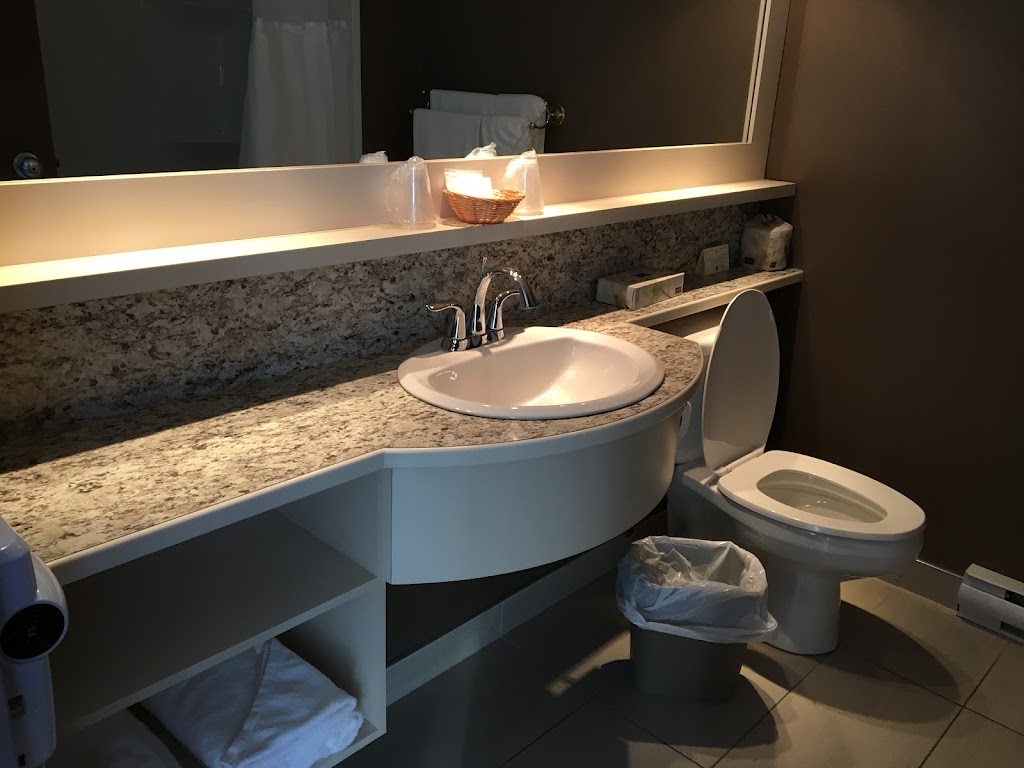 Hôtels lOiselière Montmagny | 105 Chem. des Poirier, Montmagny, QC G5V 3T4, Canada | Phone: (418) 248-1640