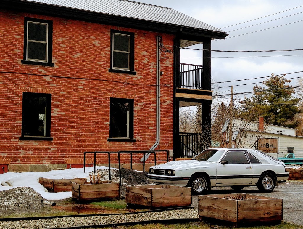 Le Old Mill 1849 | 7 Chemin Caleb Tree, Stanbridge East, QC J0J 2H0, Canada | Phone: (450) 248-2470