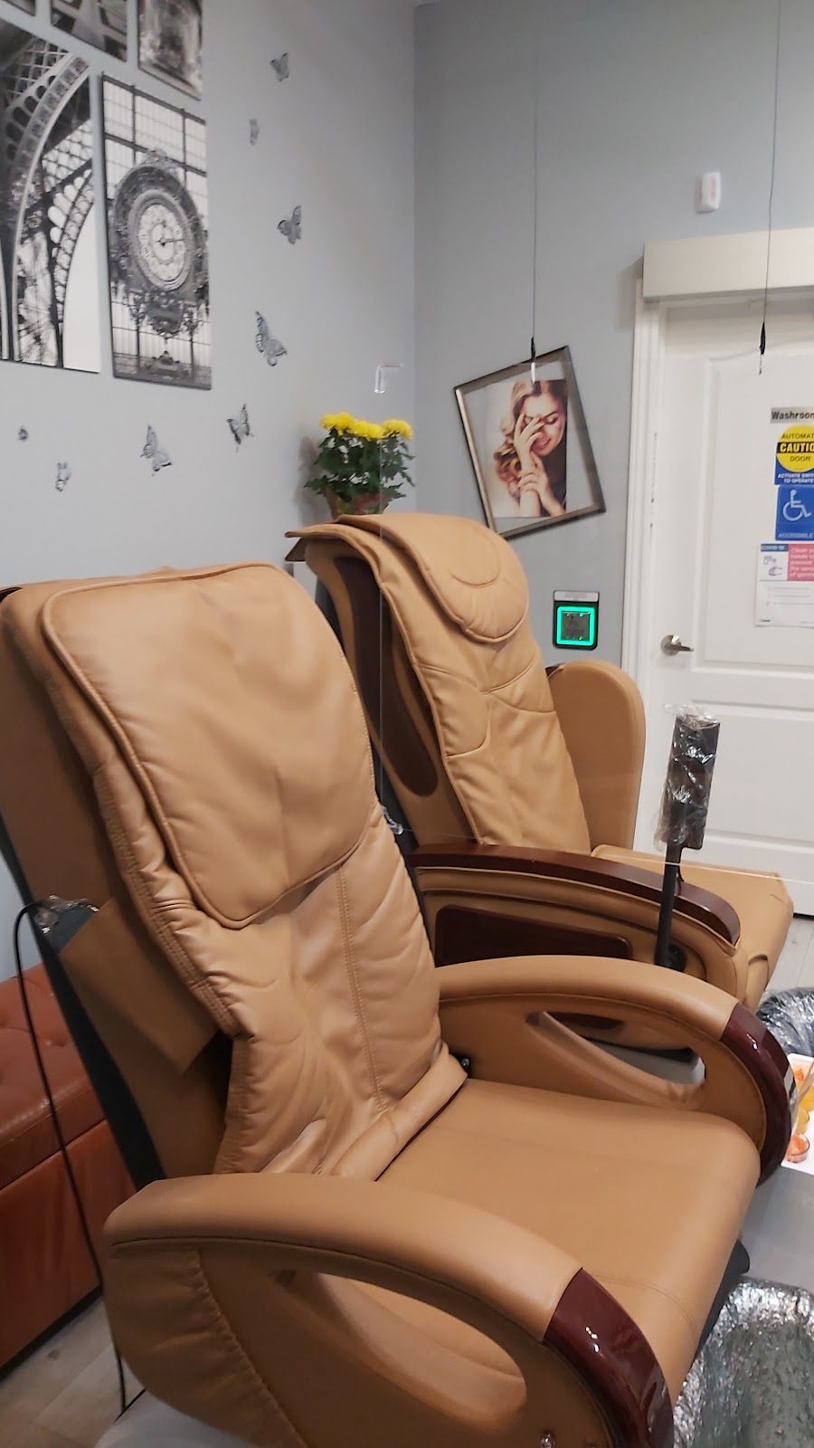 AT Hair and Nails Spa | 105 Starwood Dr, Guelph, ON N1E 7J9, Canada | Phone: (416) 830-5339