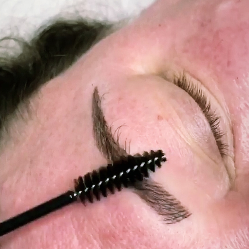 Brows on Point - Comox Valley | 2268 Walbran Dr, Courtenay, BC V9N 9E4, Canada | Phone: (250) 801-6864