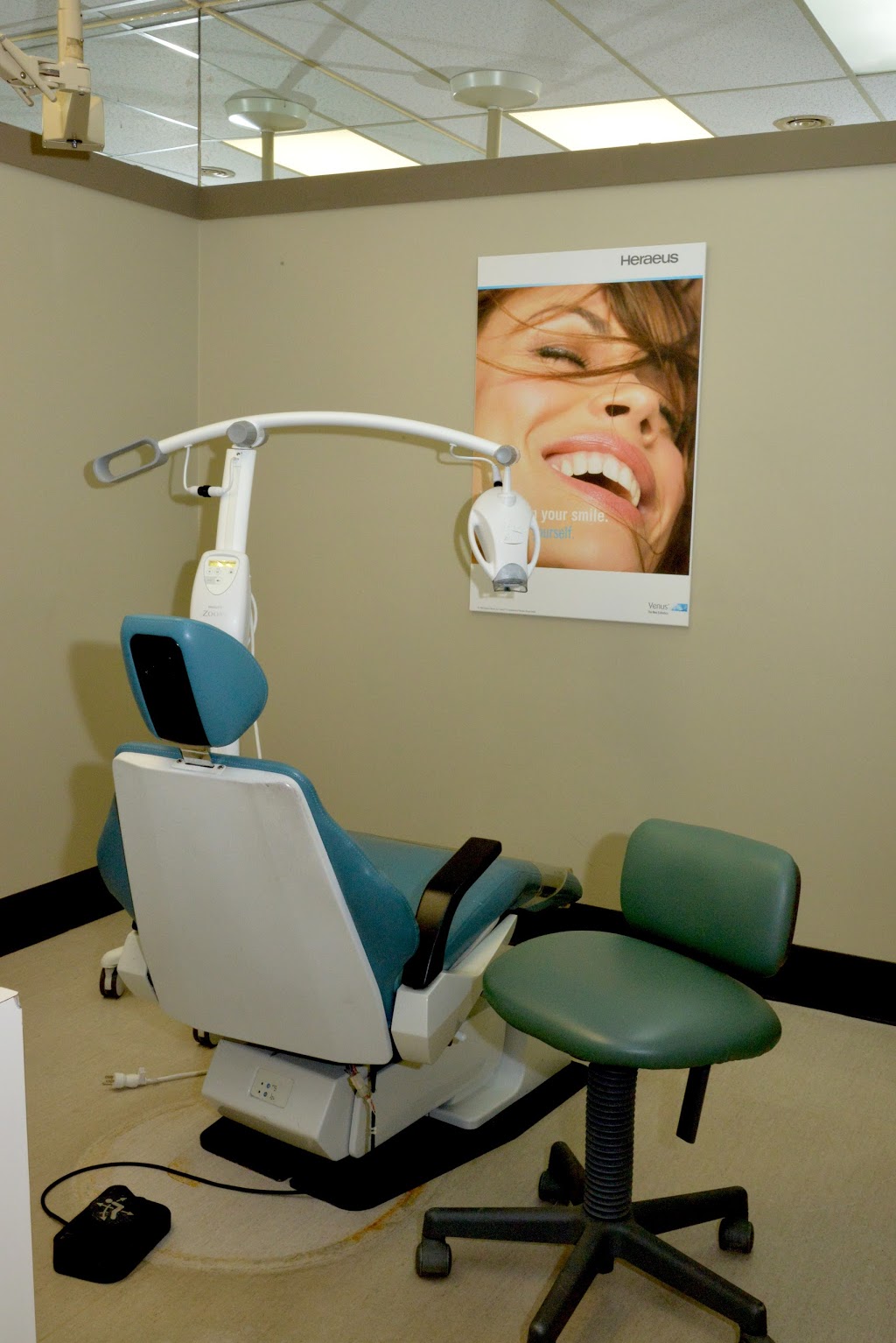 Redwood Dental Centre | 284 Salter St, Winnipeg, MB R2W 4K9, Canada | Phone: (204) 586-8331