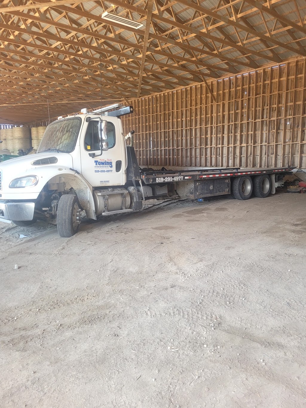 North perth towing | 5356 Line 90, Palmerston, ON N0G 2P0, Canada | Phone: (519) 291-4977