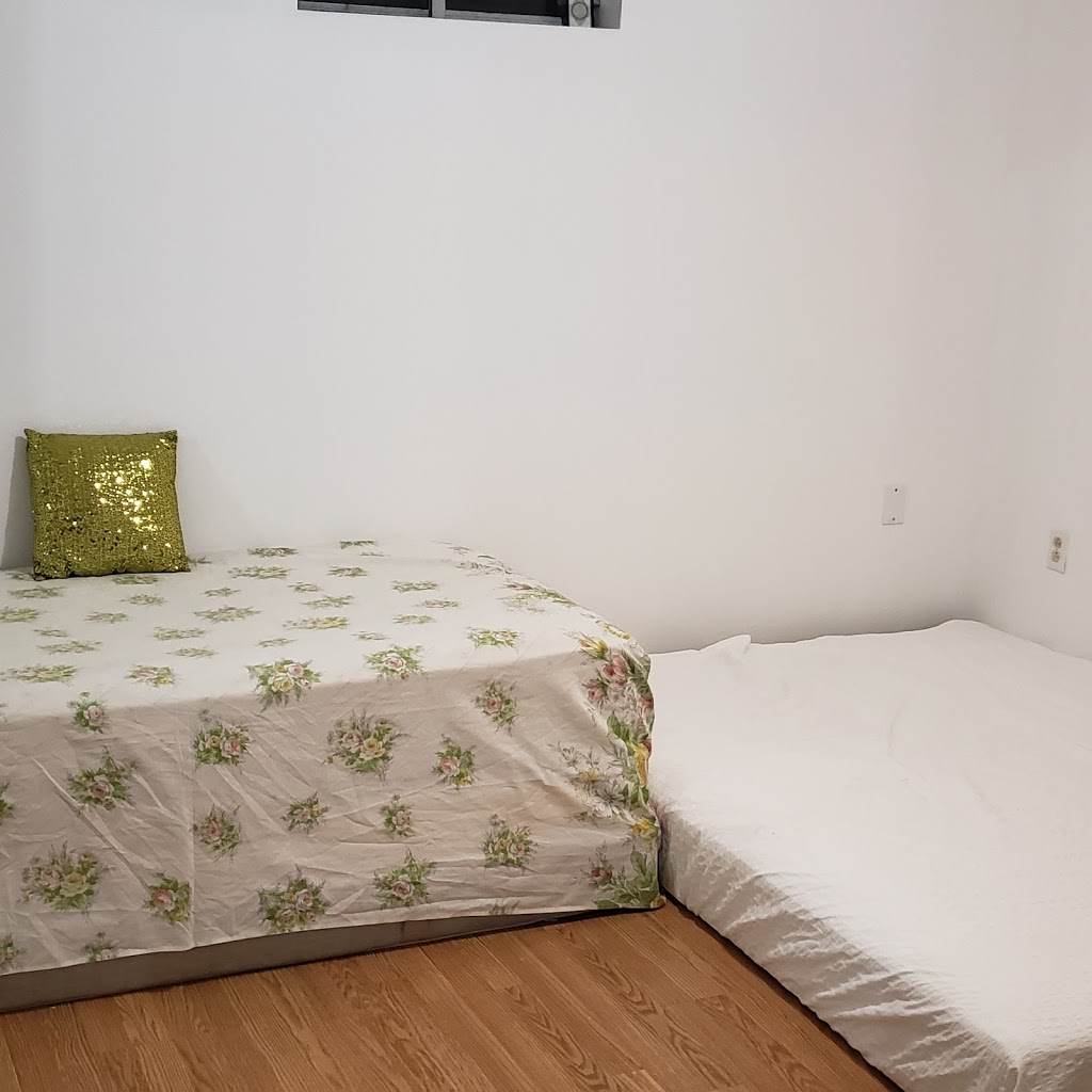 Lucky Resort Montreal | 5885 Boulevard Marie-Victorin, Brossard, QC J4W 1A5, Canada | Phone: (514) 349-7137