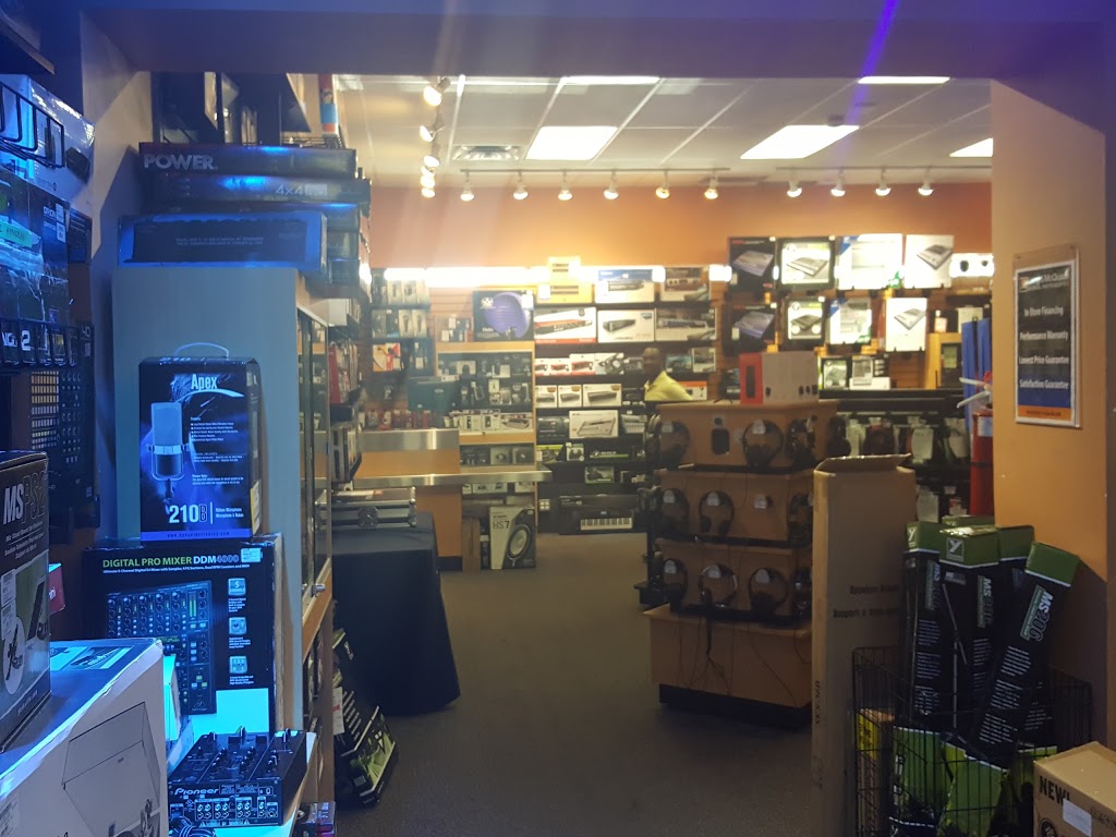 Long & McQuade Musical Instruments | 1133 Markham Rd, Scarborough, ON M1H 2Y5, Canada | Phone: (416) 439-8001