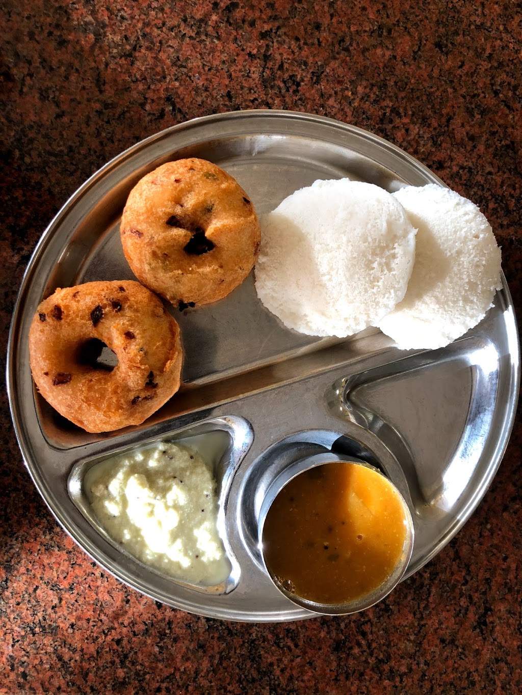 Nilgiris Restaurant iddli place | 4525 Ebenezer Rd, Brampton, ON L6P 0B7, Canada | Phone: (905) 794-7444