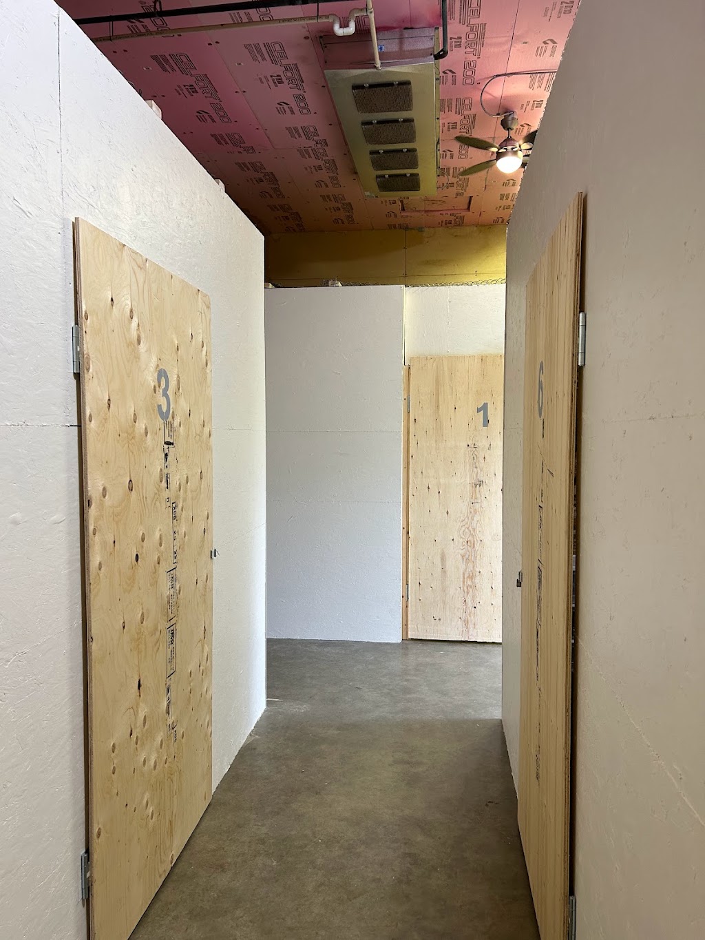 Western Road Storage | 4660 Western Rd, Courtenay, BC V9N 3T2, Canada | Phone: (250) 580-1041
