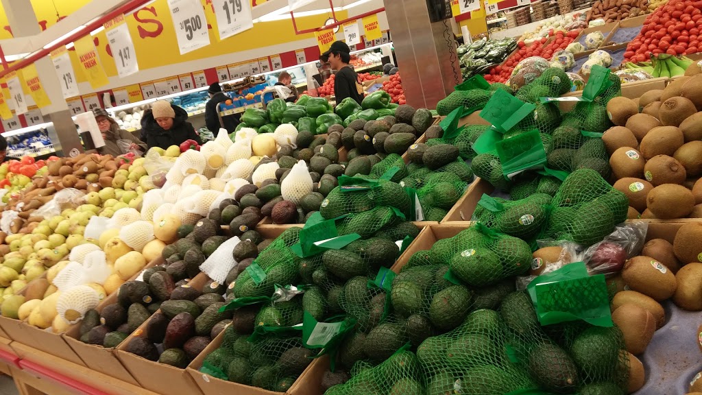 Andrew & Shellys No Frills | 270 Wilson Ave, North York, ON M3H 1S6, Canada | Phone: (866) 987-6453