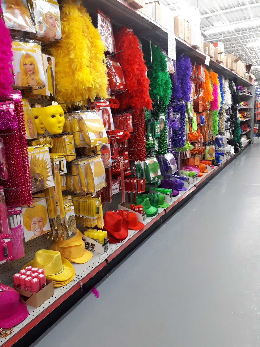 Dollar Import + | 297 Rue Saint-Georges, Windsor, QC J1S 2W7, Canada | Phone: (819) 845-5505