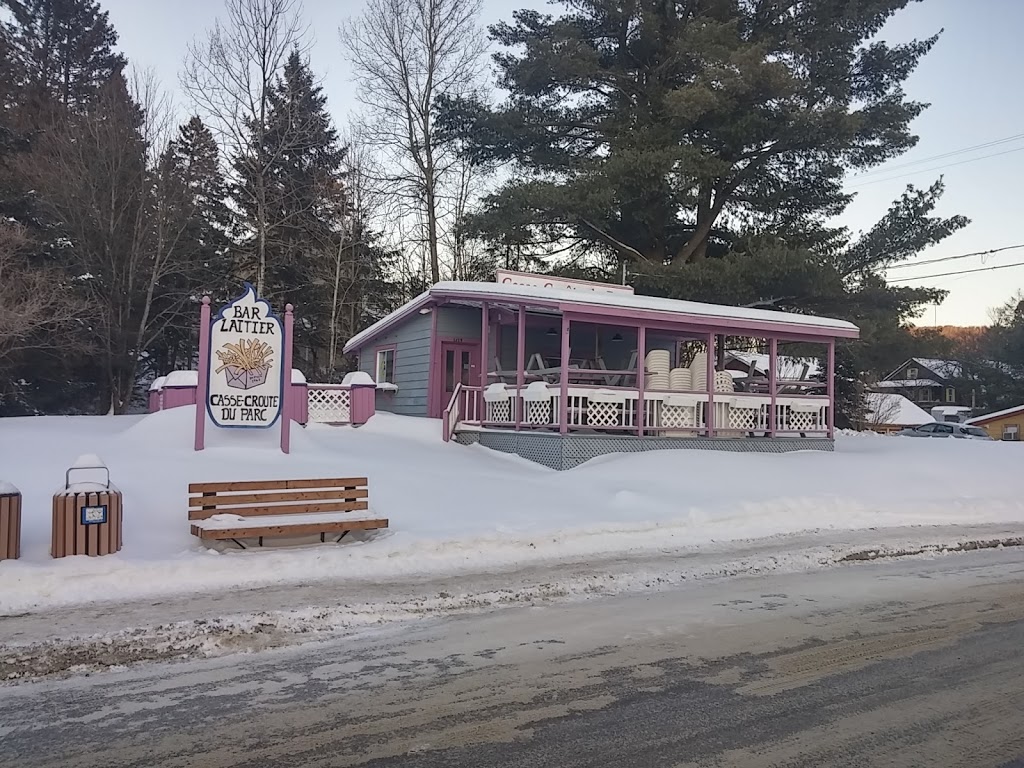 Casse-croûte du parc | 1319 Rue de la Sapinière, Val-David, QC J0T 2N0, Canada | Phone: (819) 322-1602