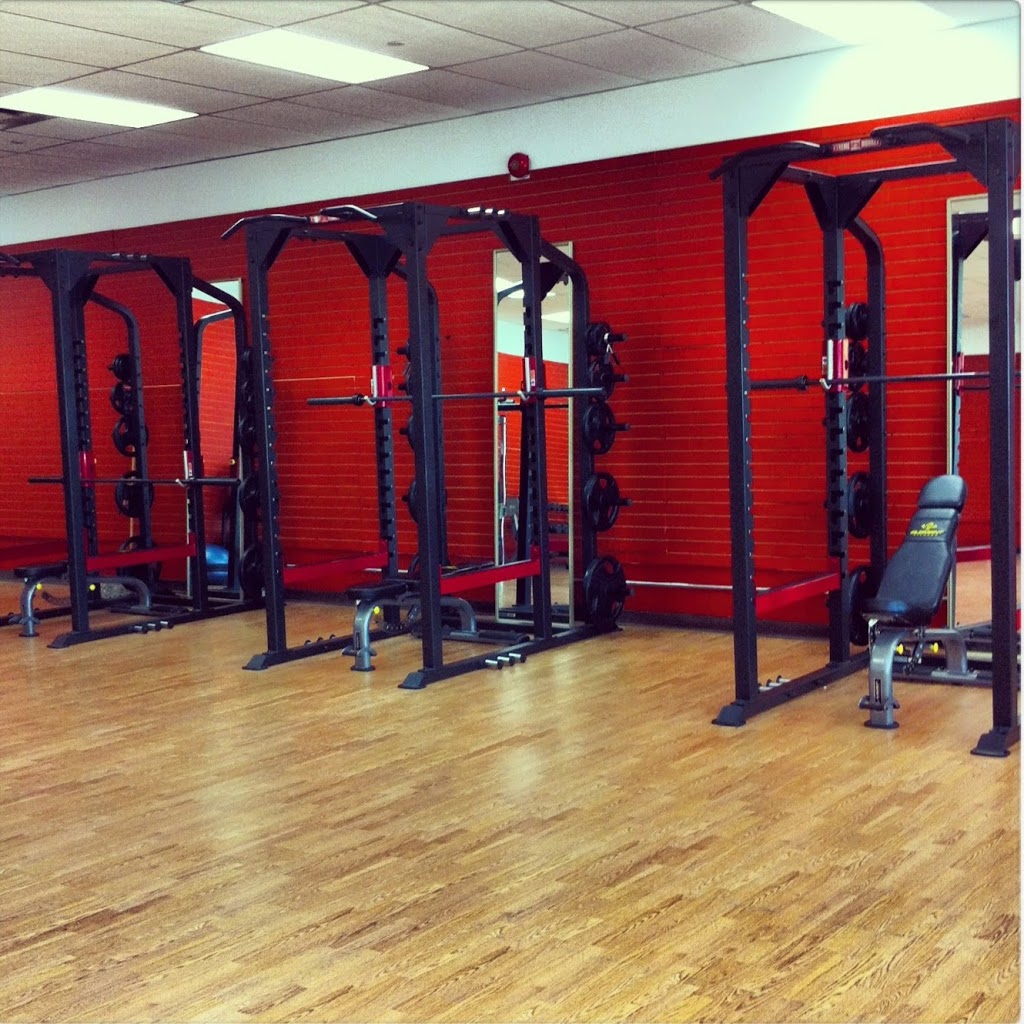 Brickhouse Family Fitness & Nutrition | 150 Katimavik Rd, Kanata, ON K2L 2N2, Canada | Phone: (613) 295-1651