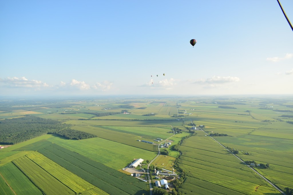 ExplorAir Montgolfière | 95 Rue Bourassa, Saint-Jean-sur-Richelieu, QC J2W 1G5, Canada | Phone: (514) 830-4137
