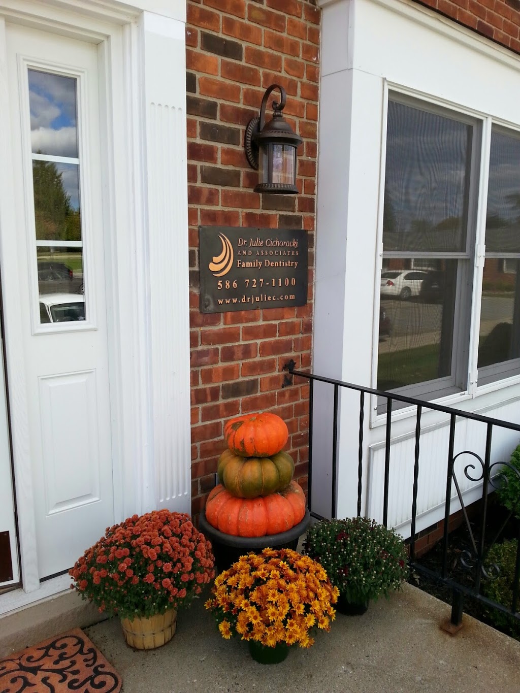 Dr. Julie Cichoracki Family Dentistry | 35000 Division Rd #4, Richmond, MI 48062, USA | Phone: (586) 727-1100