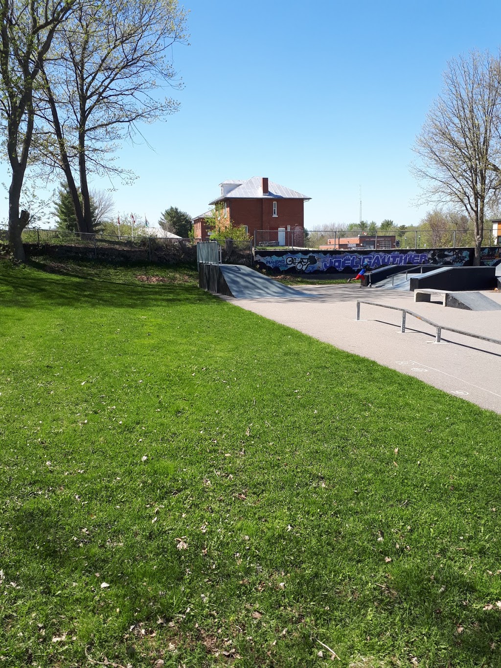 Simon Park | 1450 Du Parc Ave, Rockland, ON K4K 1C5, Canada | Phone: (613) 446-6022