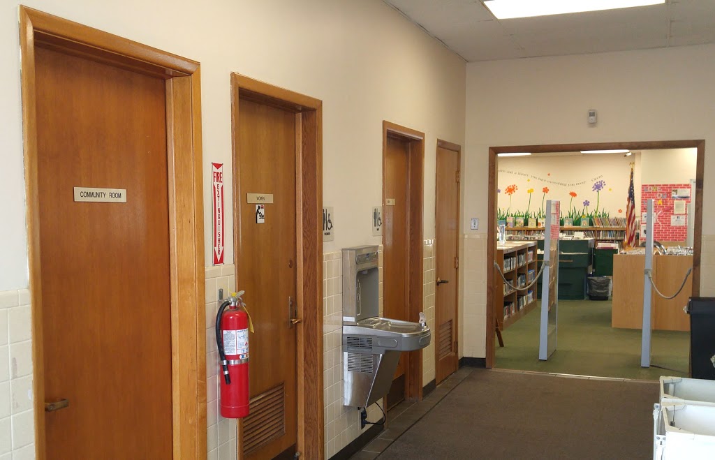 Clearfield Branch Library | 770 Hopkins Rd, Williamsville, NY 14221, USA | Phone: (716) 688-4955
