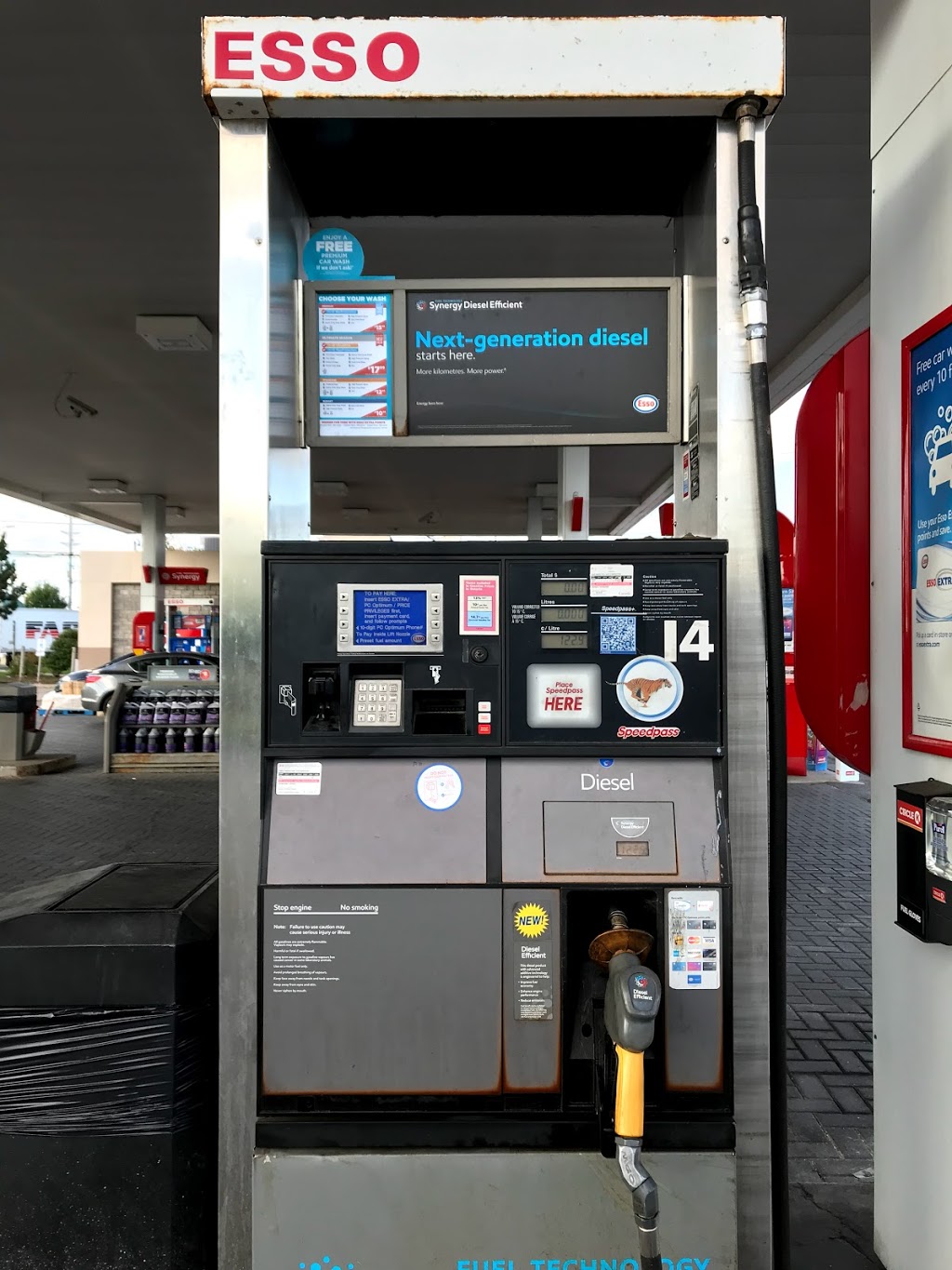 Circle K | 5980 Hurontario St, Mississauga, ON L5R 3T6, Canada | Phone: (905) 502-0674