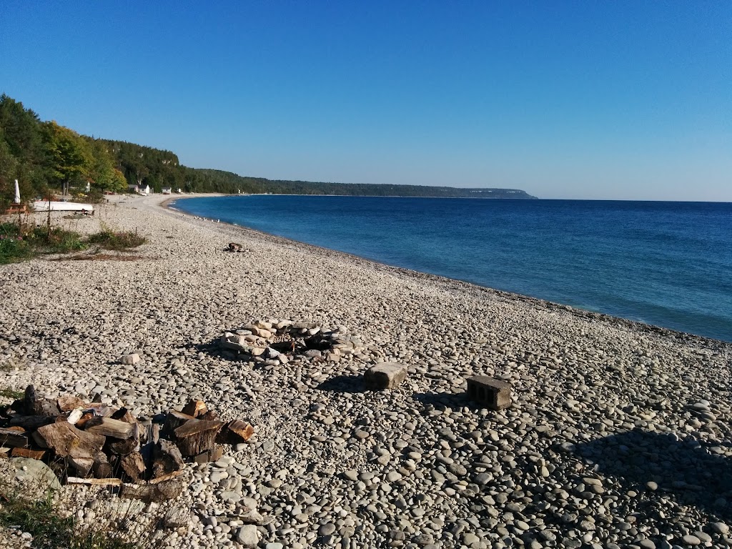 Applewood Inn | 967 Dyers Bay Rd, Miller Lake, ON N0H 1Z0, Canada | Phone: (519) 795-7558