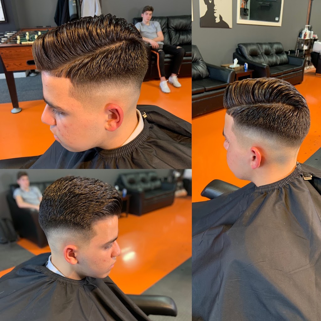 V&M Barbershop / Barbier | 2216 Bd du Curé-Labelle, Laval, QC H7T 1R1, Canada | Phone: (450) 680-1818