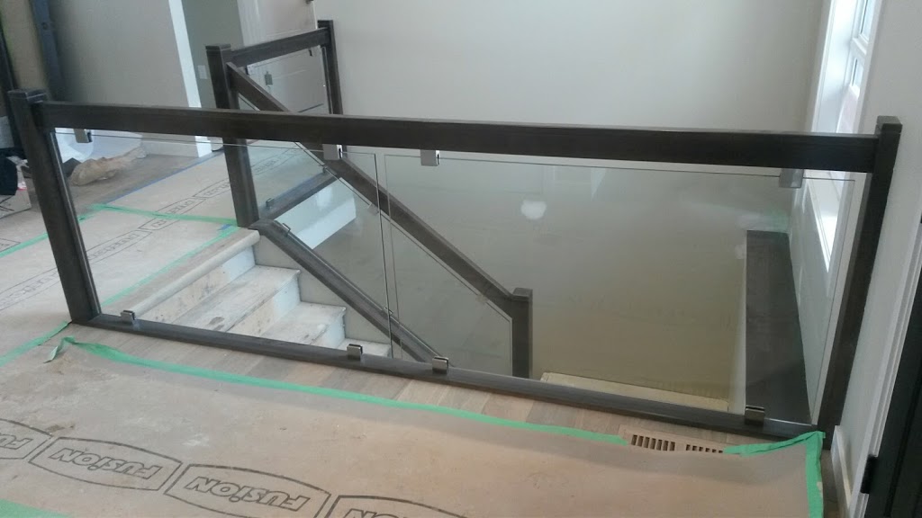 Alder Glass & Aluminum Ltd | 1838 De Vries Ave, Winnipeg, MB R2G 3S8, Canada | Phone: (204) 668-7552