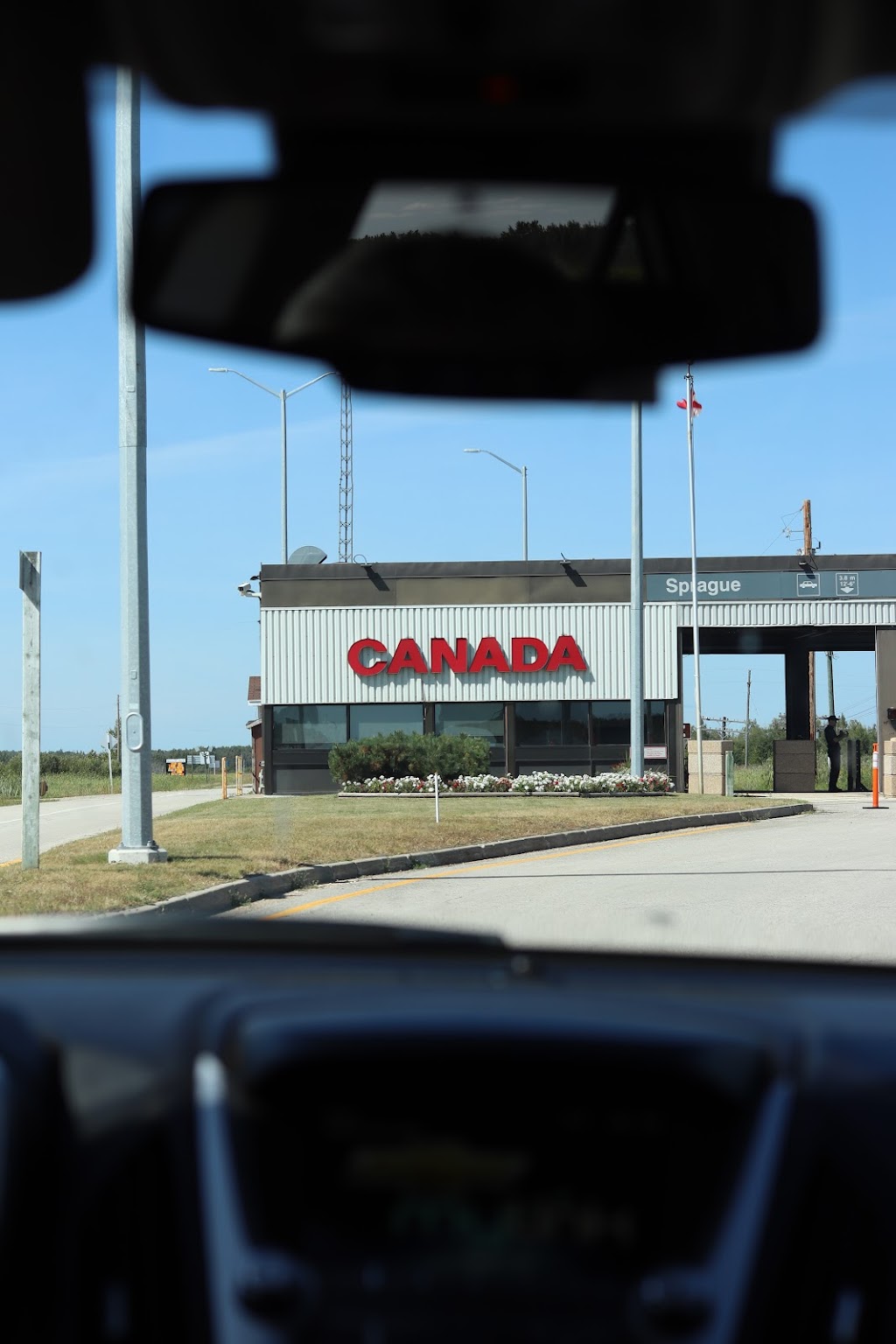 Canada Border Services Agency | Highway 12, Sprague, MB R0A 1Z0, Canada | Phone: (800) 461-9999