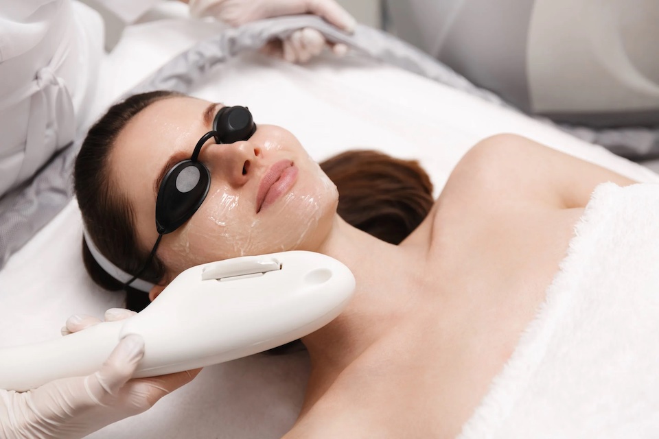 Synergy Medispa | Pointe-Claire | 183E Boul Hymus, Pointe-Claire, QC H9R 1E9, Canada | Phone: (514) 886-4681
