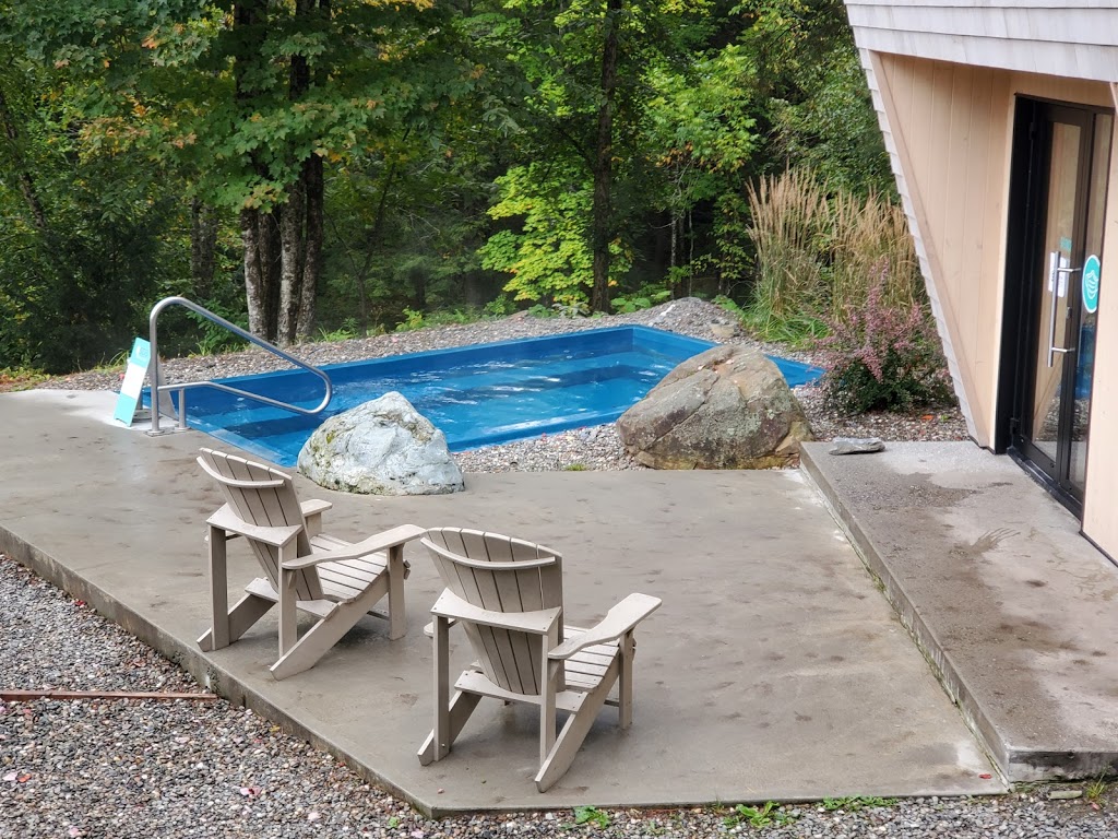 Piscines Urbania | 885 Rue Mountain, Granby, QC J2H 0L5, Canada | Phone: (514) 640-1777