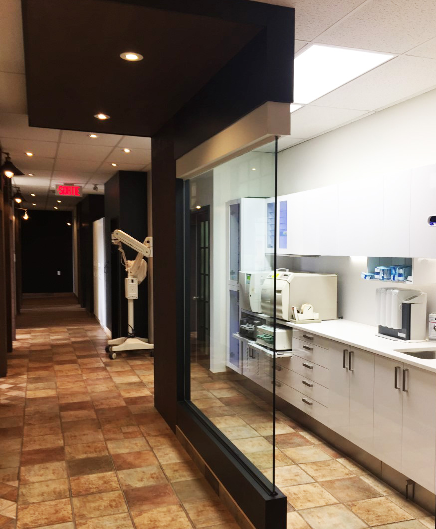 Le Centre dentaire Landry | 45 Rue du Centre, Magog, QC J1X 5B6, Canada | Phone: (819) 847-3535