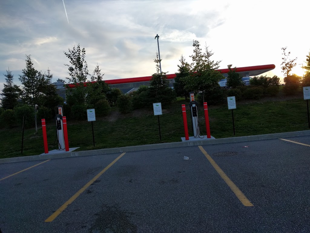 Petro-Canada | 35 Lone Pine Rd, Port Severn, ON L0K 1S0, Canada | Phone: (705) 538-0111