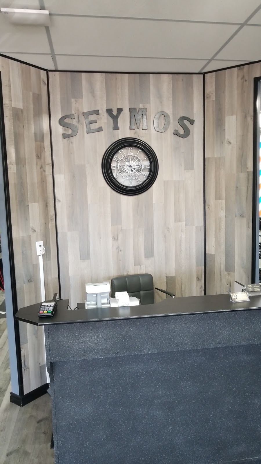 Seymos Barber & Hair Salon | 12560 132 Ave NW, Edmonton, AB T5L 3P9, Canada | Phone: (780) 761-3377